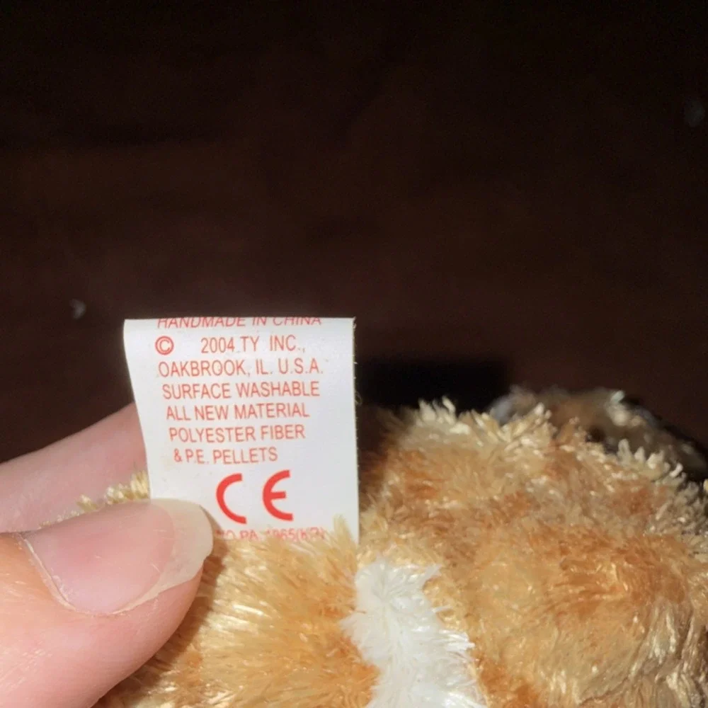 Ty Beanie Babies Gypsy Tan/White Cat Plush 2004 tag error